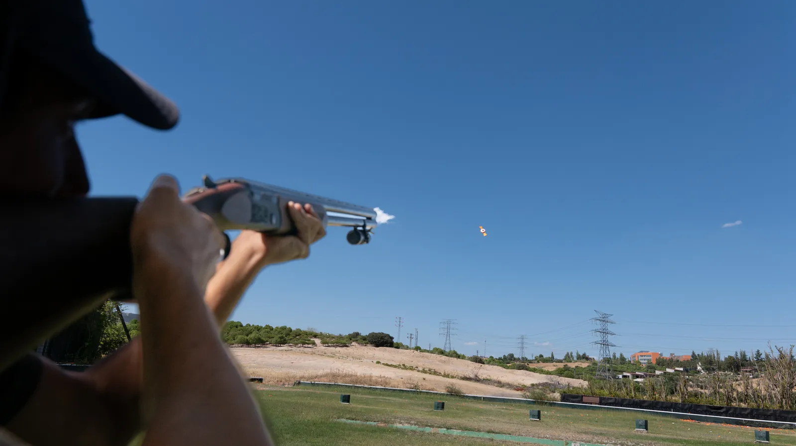 HIKMICRO HIKCam A7E monteret under løbet ved flugtskydning